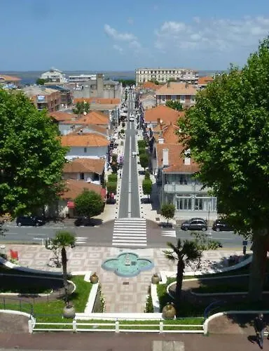 Douillet Proche * Аркашон